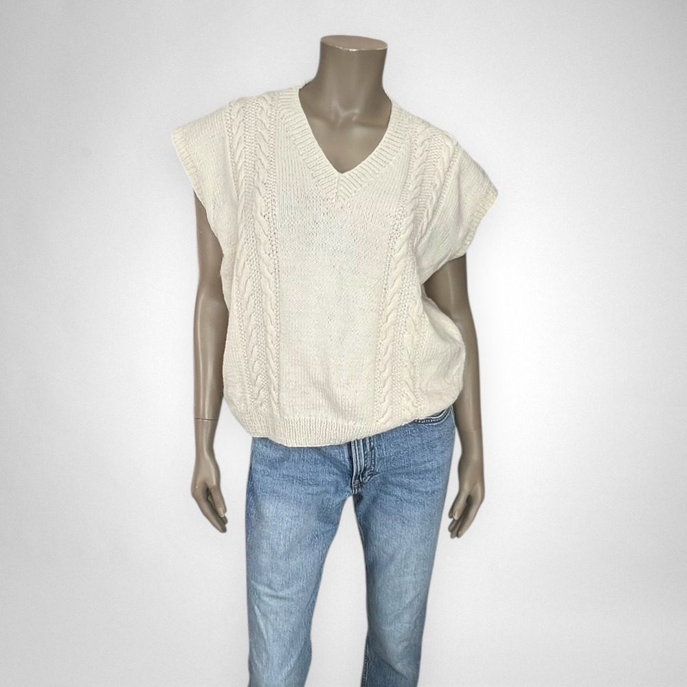 Vintage Sleeveless Knit Cream Sweater L